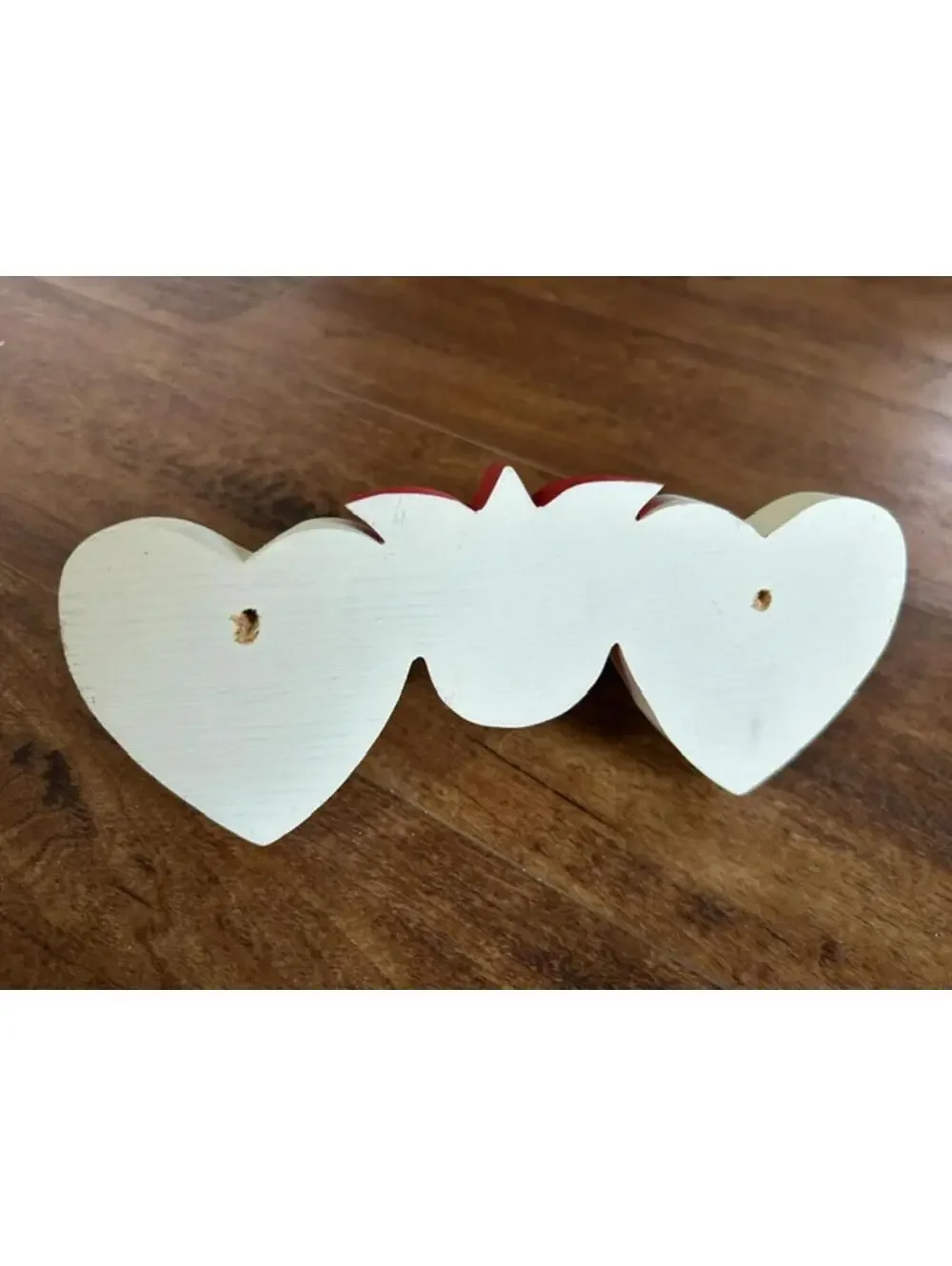 Wooden Wall Hook Rack with Heart and Tulip Design